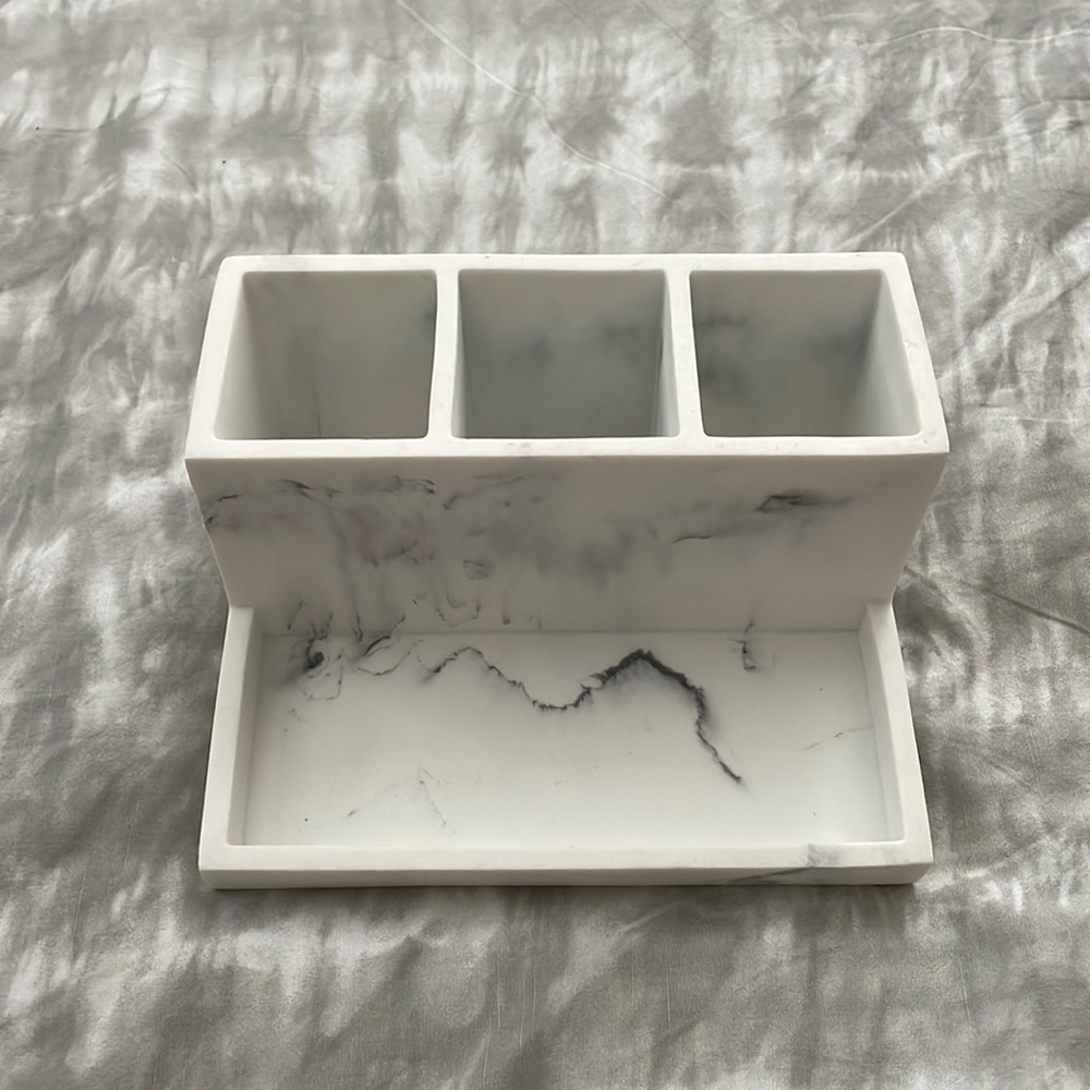 Marble Makeup Organizer